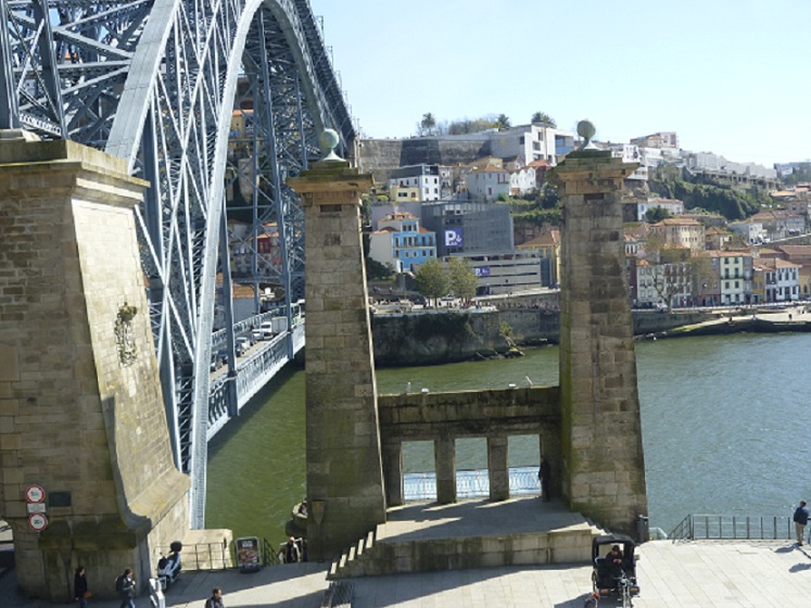 Pilares da Ponte Pênsil