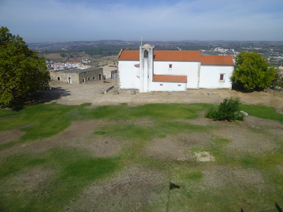 Fortaleza - Interior - Igreja e Palácio