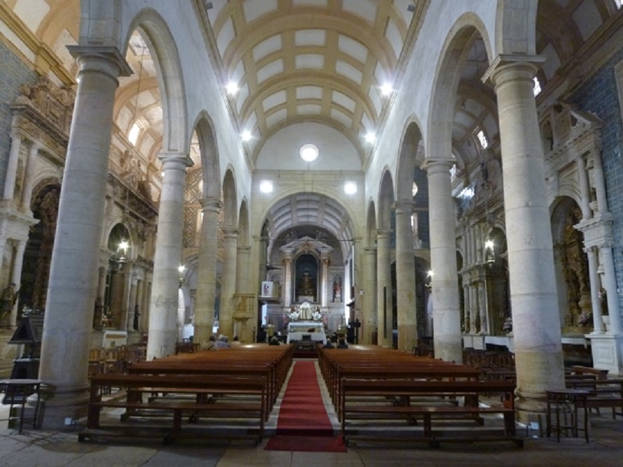 Igreja de São Vicente - nave central