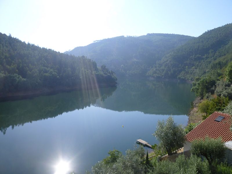 Rio Zêzere alt=