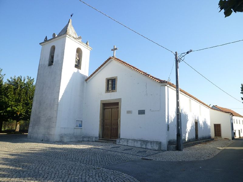 Igreja Matriz de Paio Mendes Igreja Matriz de Paio Mendes