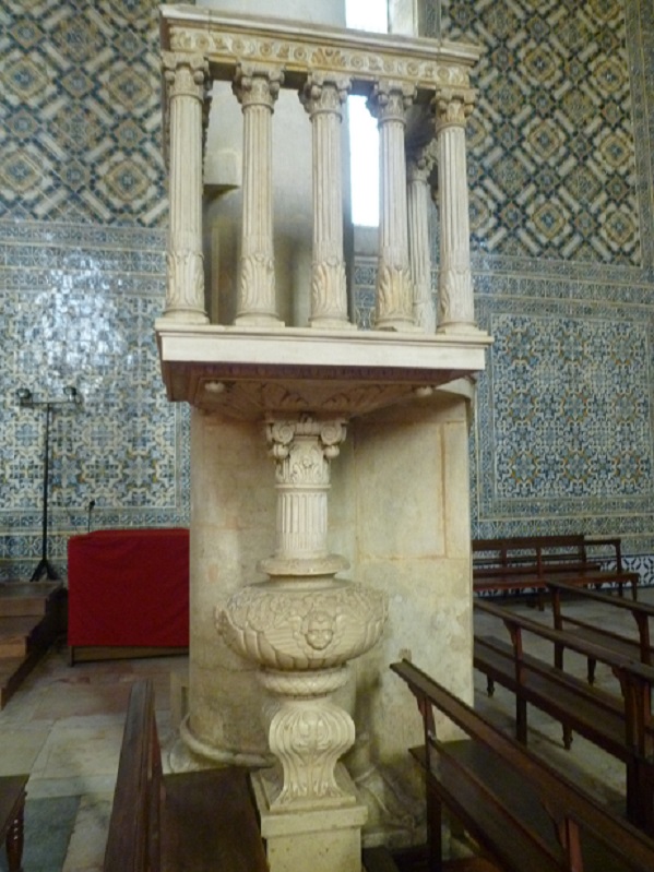 Igreja de Nossa Senhora de Marvila - púlpito