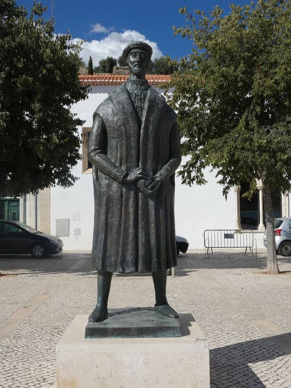 Estátua de Pedro Nunes