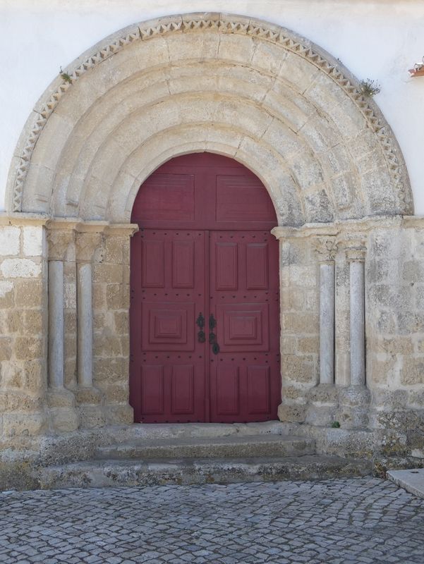 Igreja Matriz de Santa Maria do Castelo - Porta Lateral