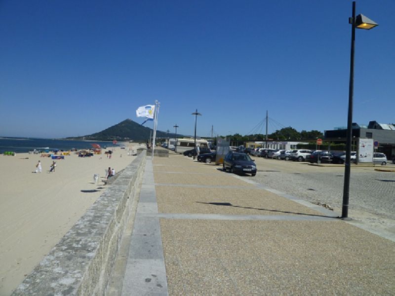 Praia de Moledo Praia de Moledo