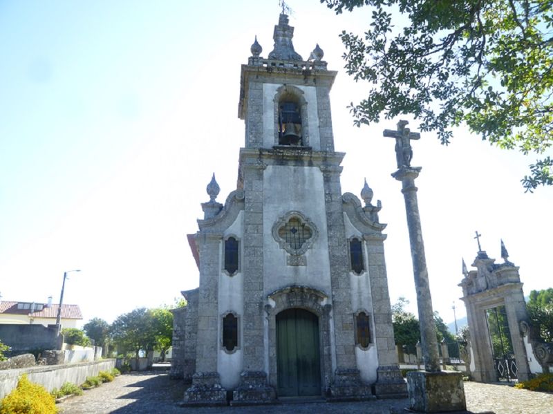 Igreja Paroquial de Vilar de Mouros
