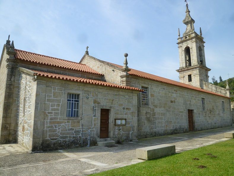 Igreja Paroquial de Merufe