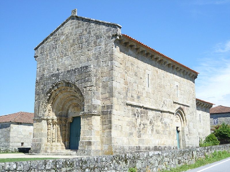 Igreja Matriz de Bravães