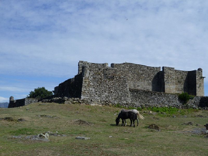 Castelo de Lindoso Castelo de Lindoso