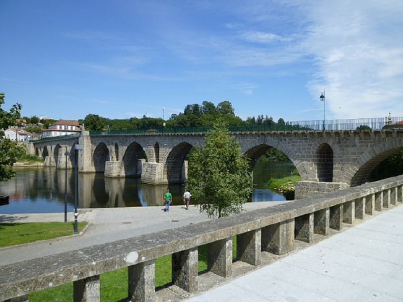 Ponte sobre o Rio Lima Ponte sobre o Rio Lima