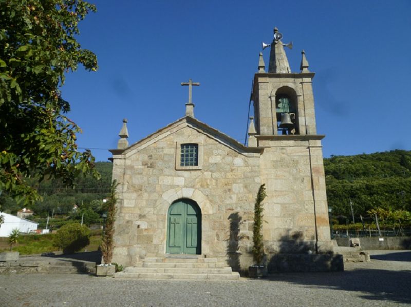 Igreja de Queijada