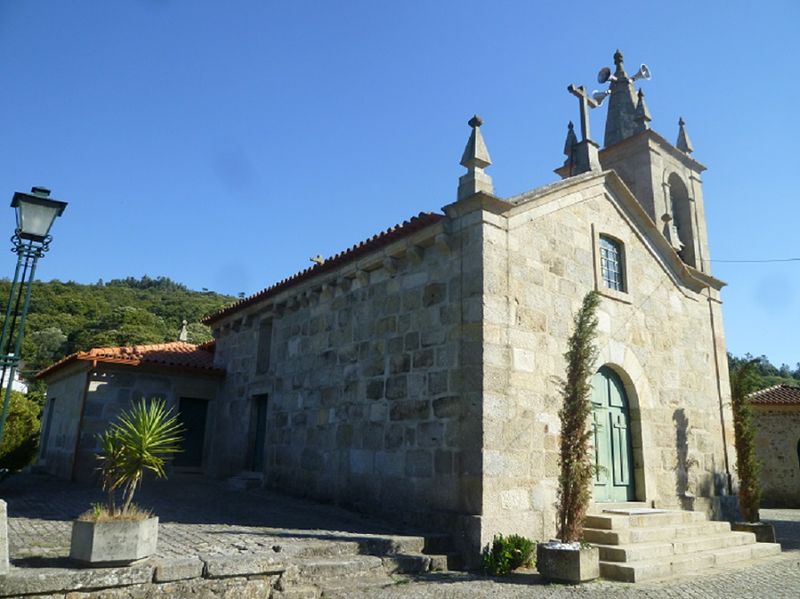 Igreja de Queijada