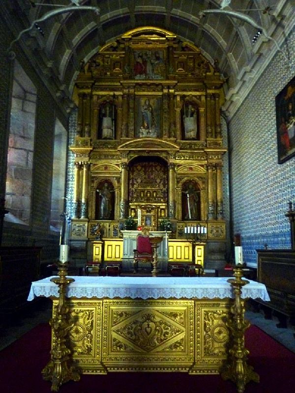 Igreja do Mosteiro de Refoios - Capela-mor