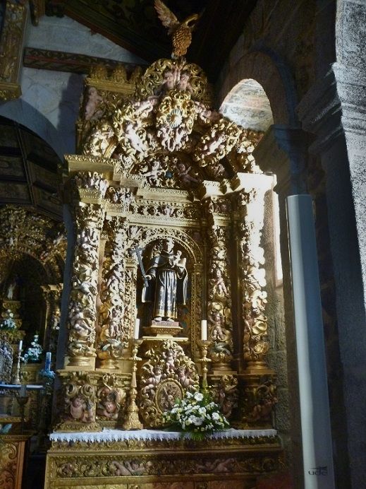 Igreja de São João da Ribeira - Retábulo Lateral Direito