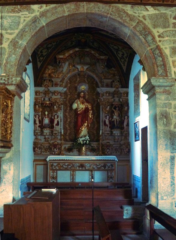 Igreja de São João da Ribeira - Capela Lateral Esquerda