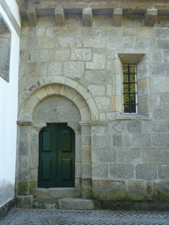 Igreja de São João da Ribeira - Porta Norte