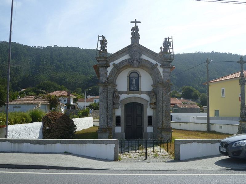 Capela do Senhor do Bonfim, em Troviscoso