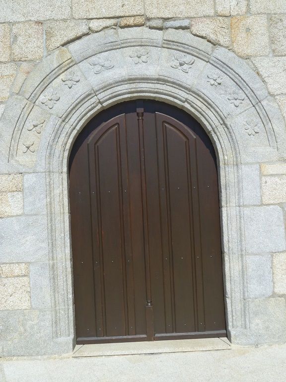 Igreja Românica - Portal