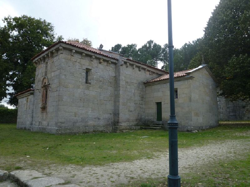 Igreja Matriz de Covas de Barroso - Lateral norte