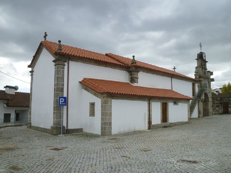 Igreja Matriz de Sapiãos - Lado norte