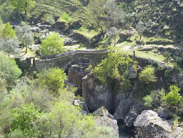 Ponte de Mizarela - acesso