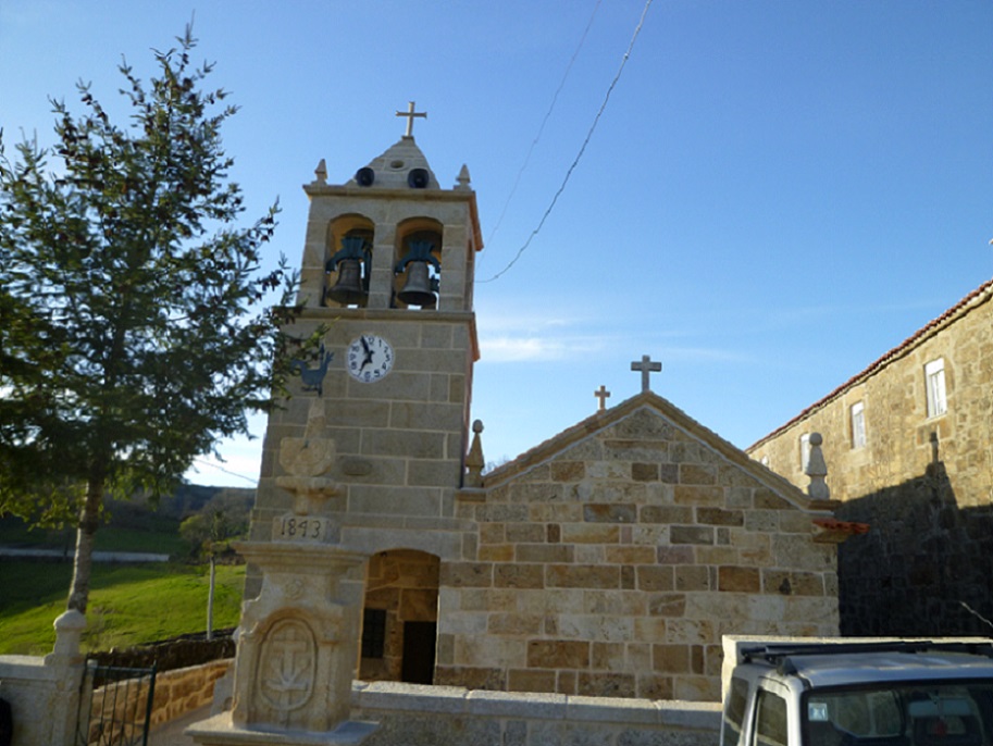 Igreja Matriz de Travassos do Rio