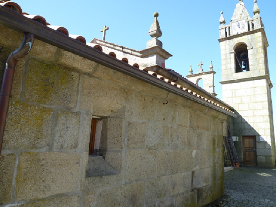 Igreja Matriz de Vila da Ponte