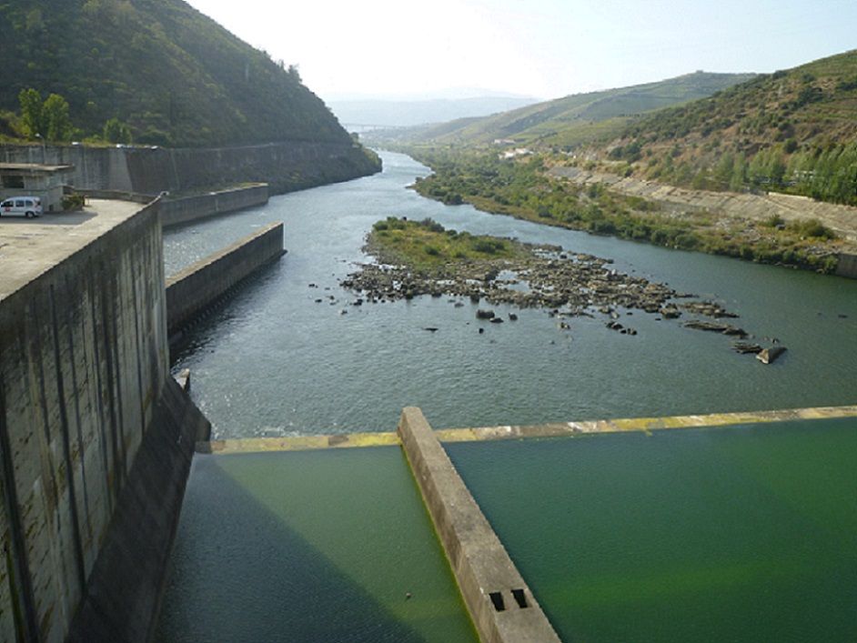 Barragem de Bagaúste