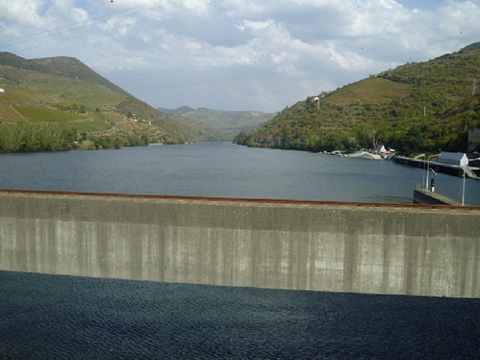 Barragem de Bagaúste