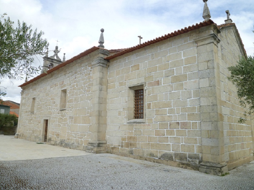 Igreja Matriz de Possacos Igreja Matriz de Possacos