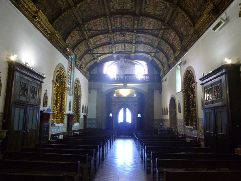Igreja de S. Pedro - interior