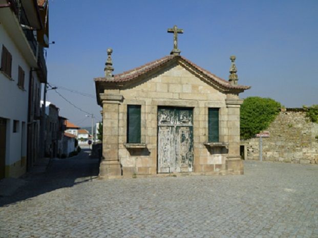 Capela de Leomil