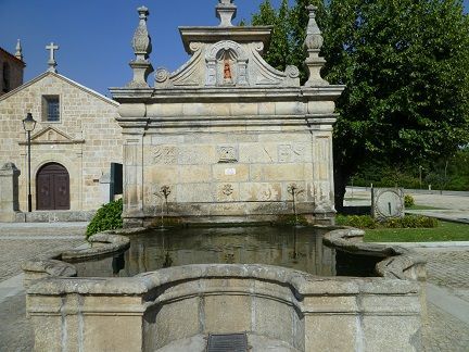 Fonte da Vila da Rua