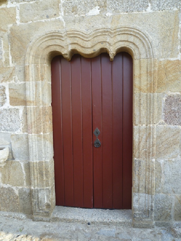 Igreja de Santa Maria de Cárquere