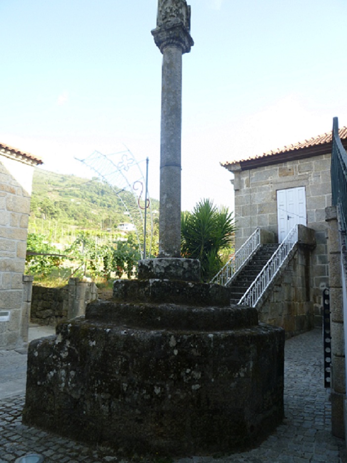 Pelourinho de São Martinho de Mouros