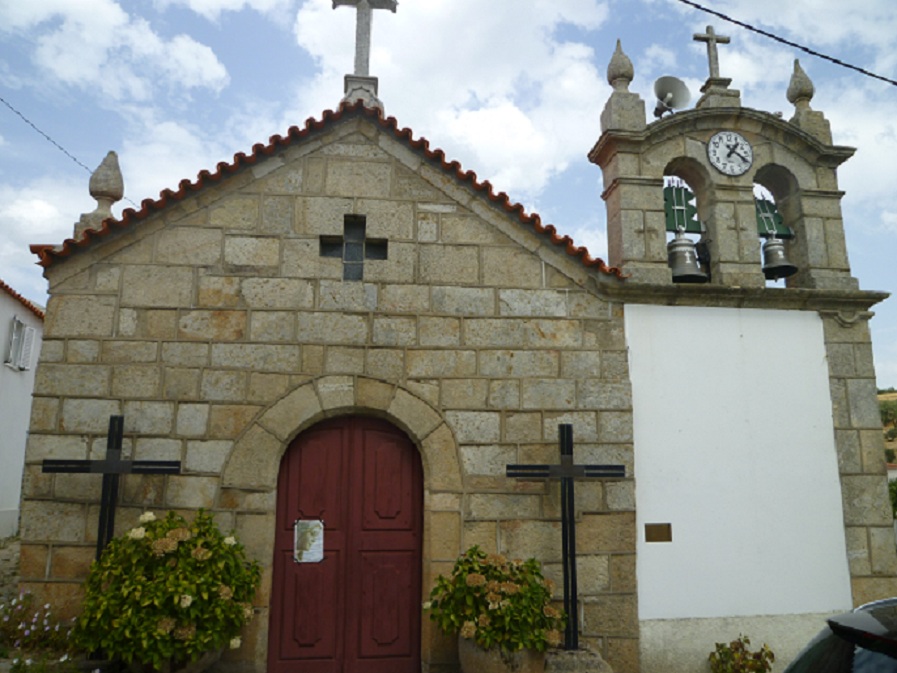 Igreja Matriz de Pereiros