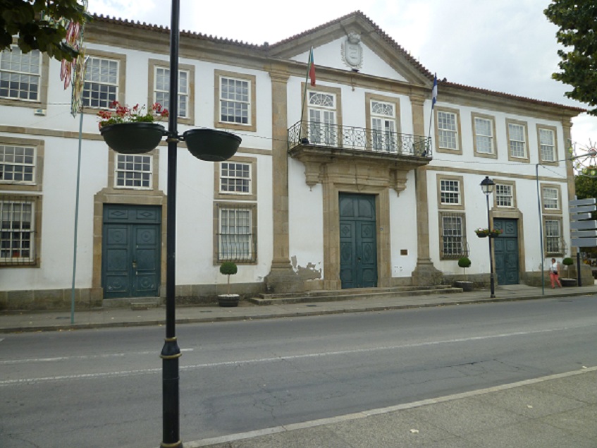 Edificio dos Pacos do Concelho