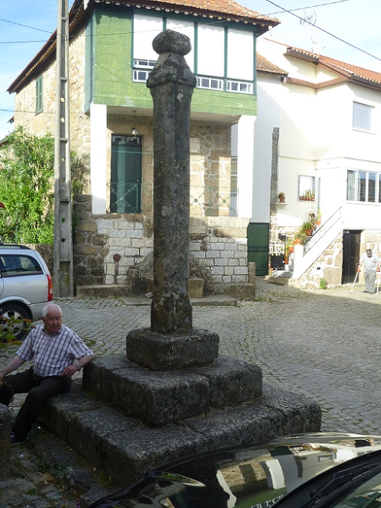 Pelourinho de Canas de Santa Maria