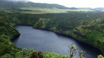 Lagoa Comprida e Lagoa Escura