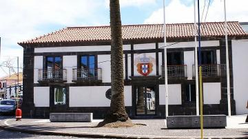 Câmara Municipal de Madalena do Pico - Visitar Portugal