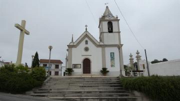 Igreja Paroquial de Amoreira da Gândara - Visitar Portugal