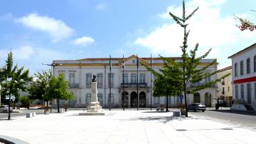 Câmara Municipal de Anadia - Visitar Portugal