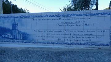 Mural de Azulejos - Visitar Portugal