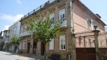 Edifício do Antigo Colégio - Visitar Portugal