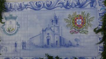 Igreja Paroquial Antiga de Bustos - Visitar Portugal