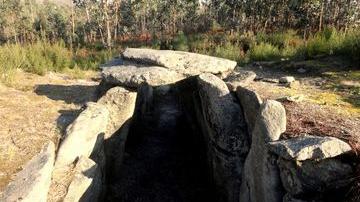 Anta da Capela dos Mouros - Visitar Portugal