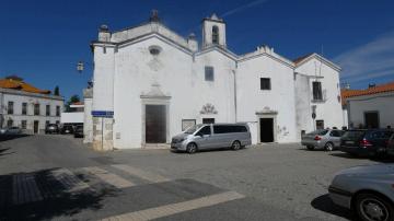 Igreja e Hospital da Misericórdia e Capela de Nossa Senhora das Candeias - Visitar Portugal