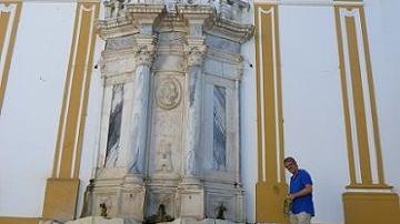 Chafariz de Três Bicas - Visitar Portugal