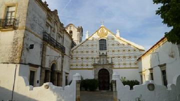 Convento do Carmo - Visitar Portugal