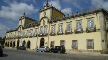 Edifício dos Paços do Concelho - Visitar Portugal